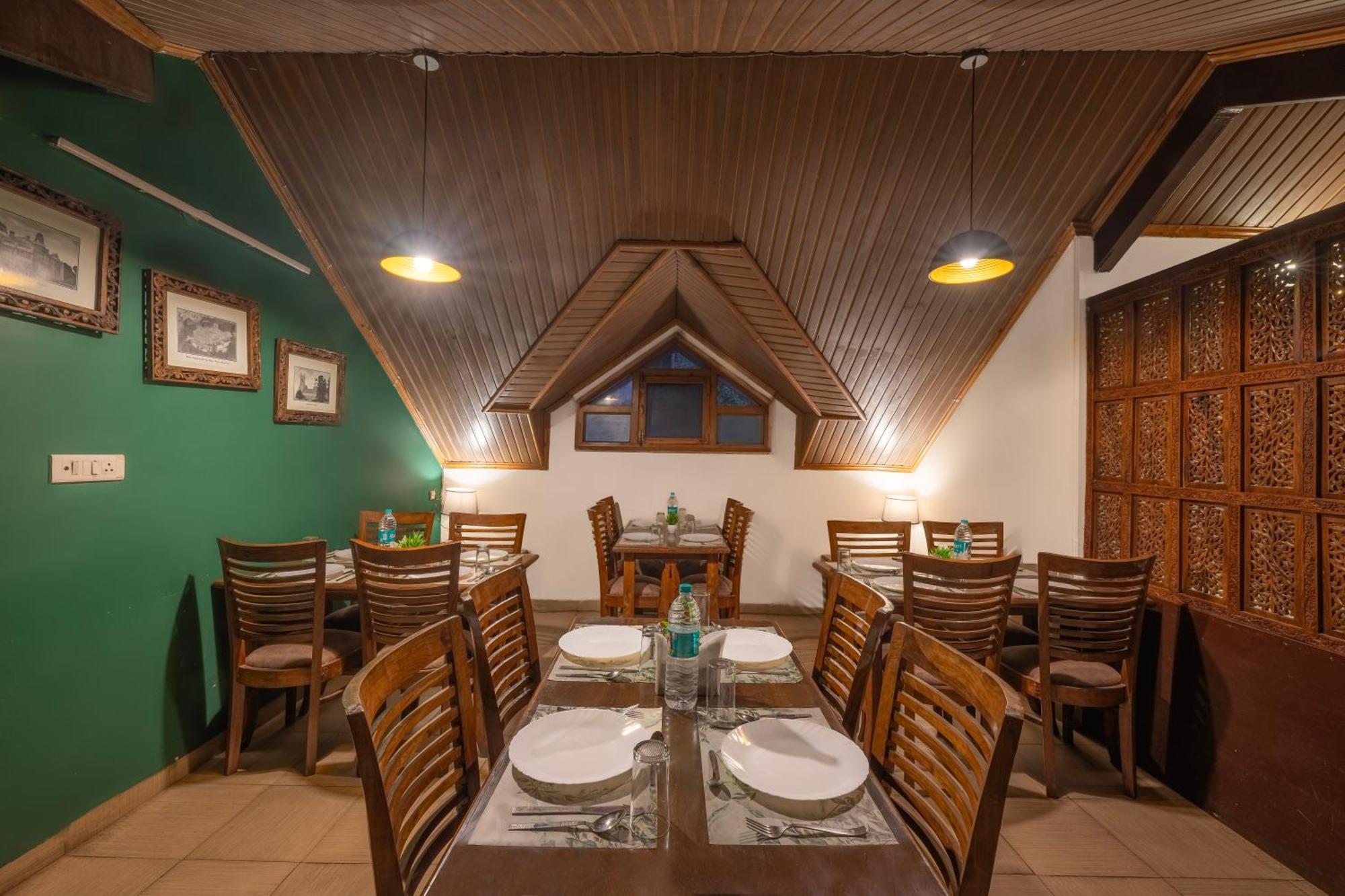 Wingait Inn - Hotel Near Mall Road Шімла Екстер'єр фото