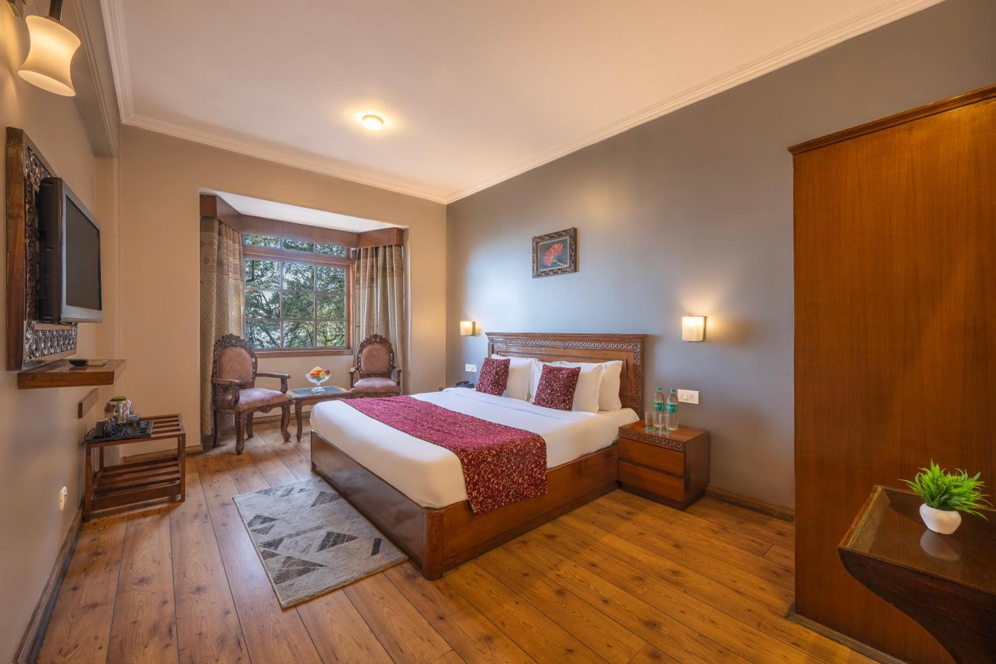 Wingait Inn - Hotel Near Mall Road Шімла Екстер'єр фото
