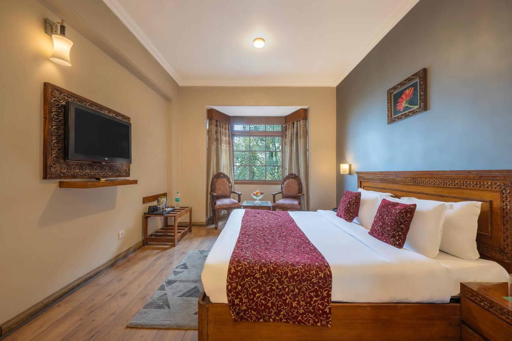 Wingait Inn - Hotel Near Mall Road Шімла Екстер'єр фото